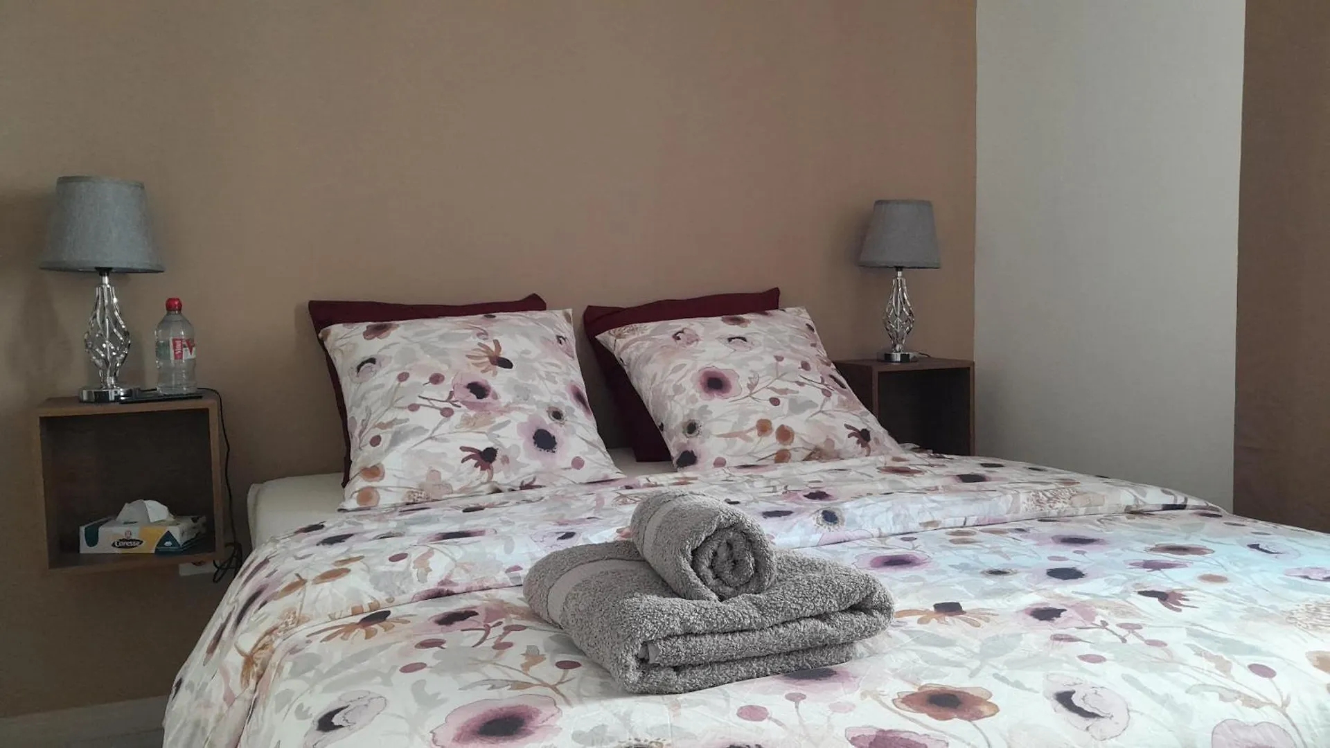 Apt 2 Chambres - Direct Gare Part-Dieu, Lyon - Ascenseur & Wi-Fi Gratuit 0*,  France