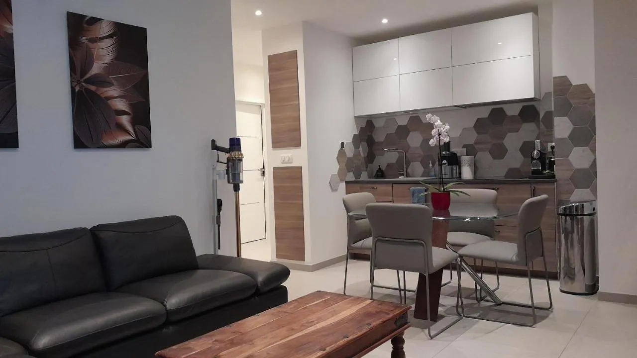 Apt 2 Chambres - Direct Gare Part-Dieu, Lyon - Ascenseur & Wi-Fi Gratuit