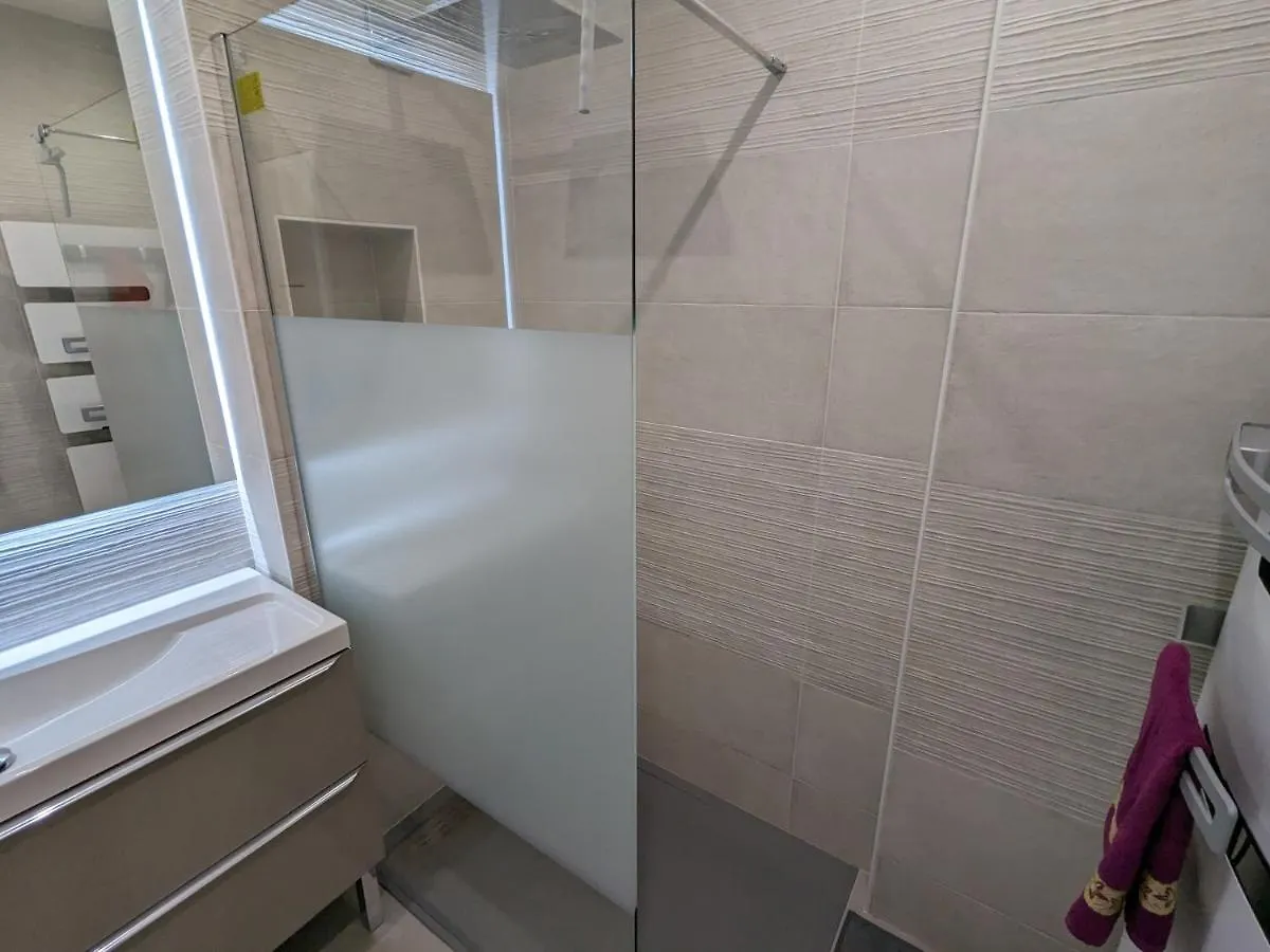 Apt 2 Chambres - Direct Gare Part-Dieu, Lyon - Ascenseur & Wi-Fi Gratuit Apartment