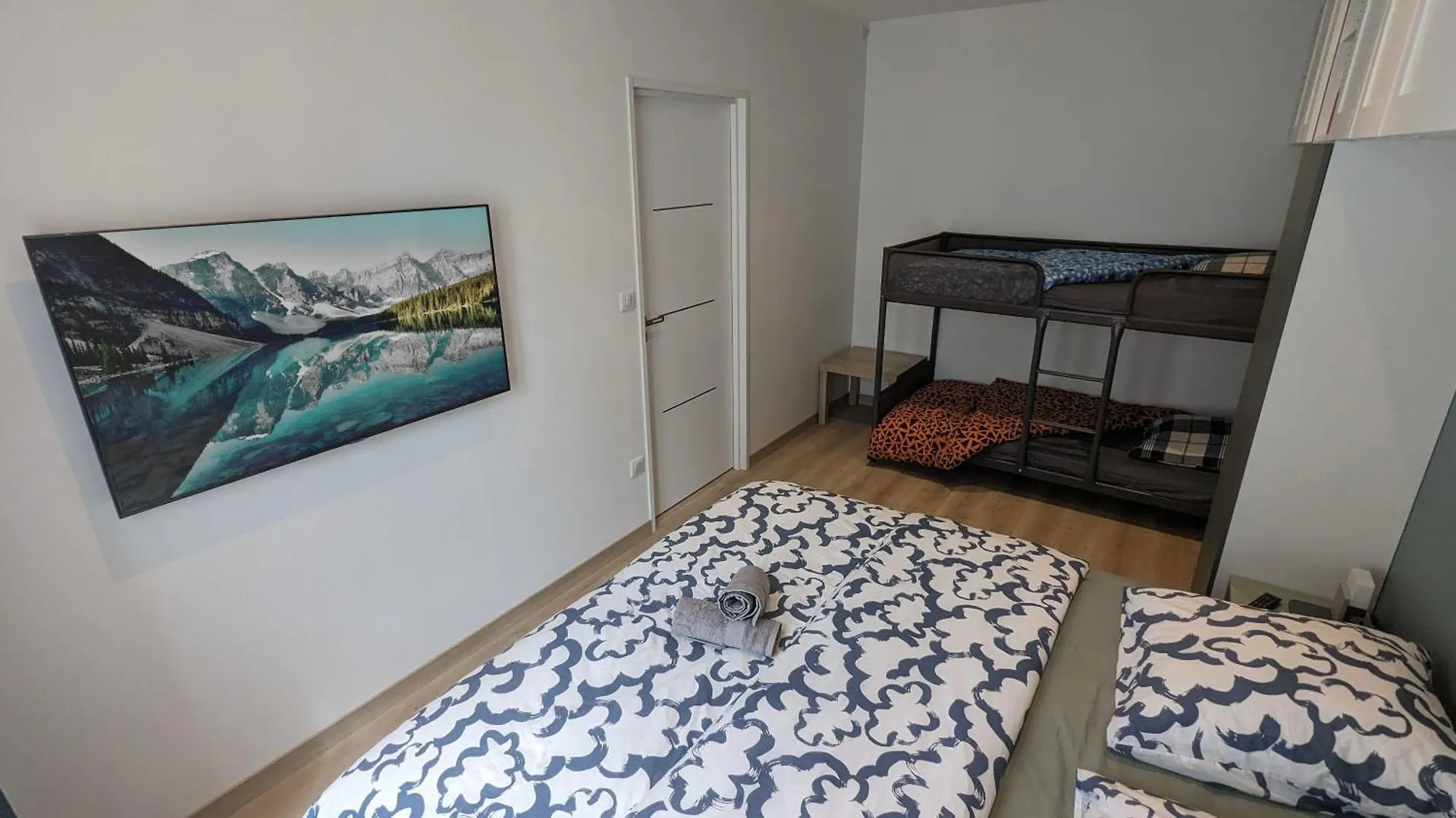 Apt 2 Chambres - Direct Gare Part-Dieu, Lyon - Ascenseur & Wi-Fi Gratuit 0*,  France